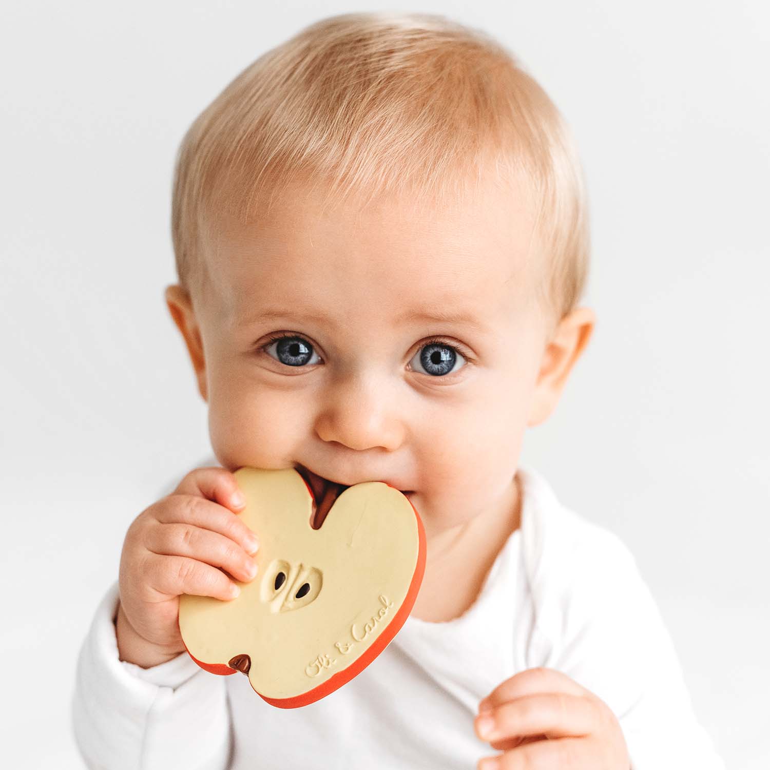 Pepita the Apple Baby Teether - Oli&Carol