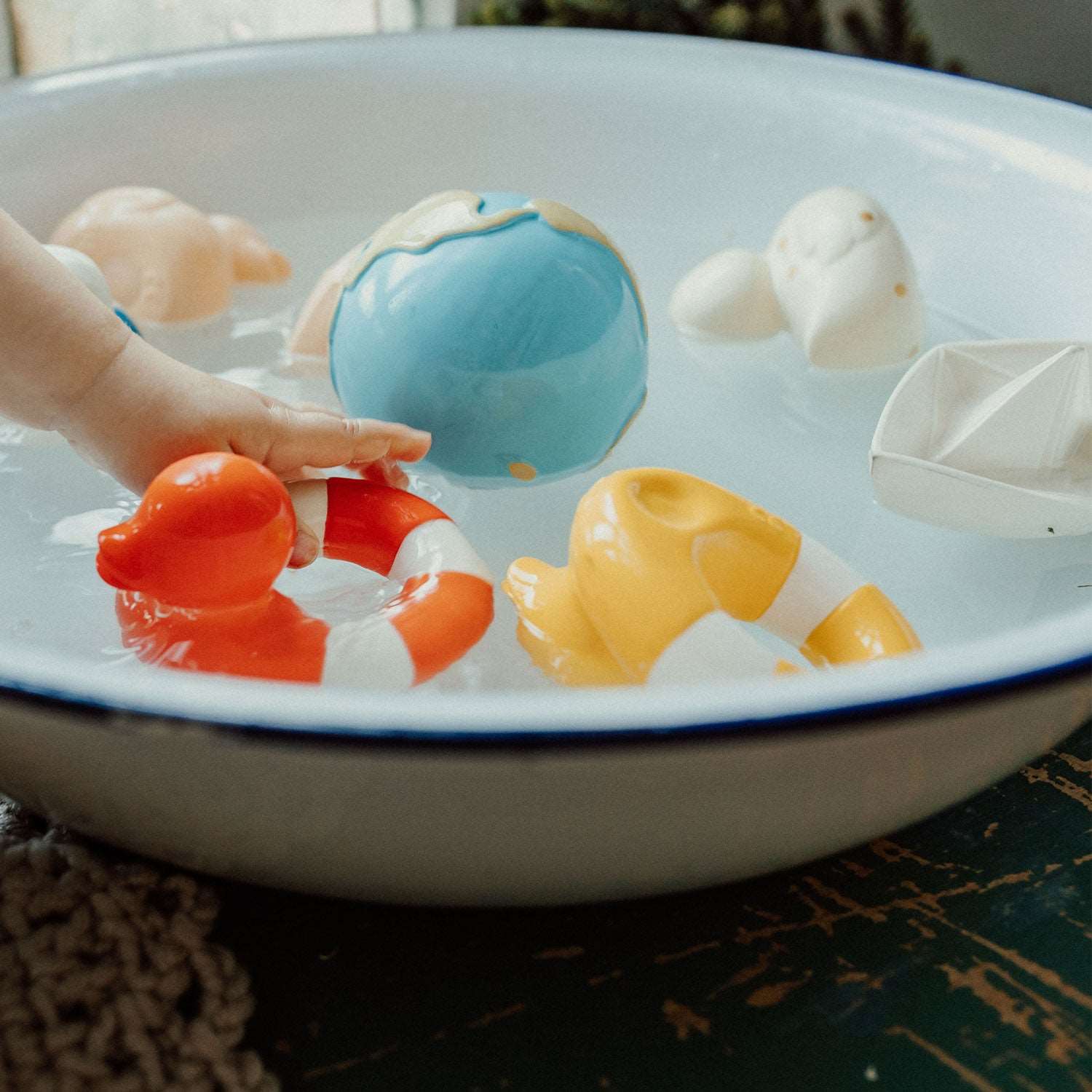 Earthy the World Ball Baby Teether & Bath Toy - Oli&Carol