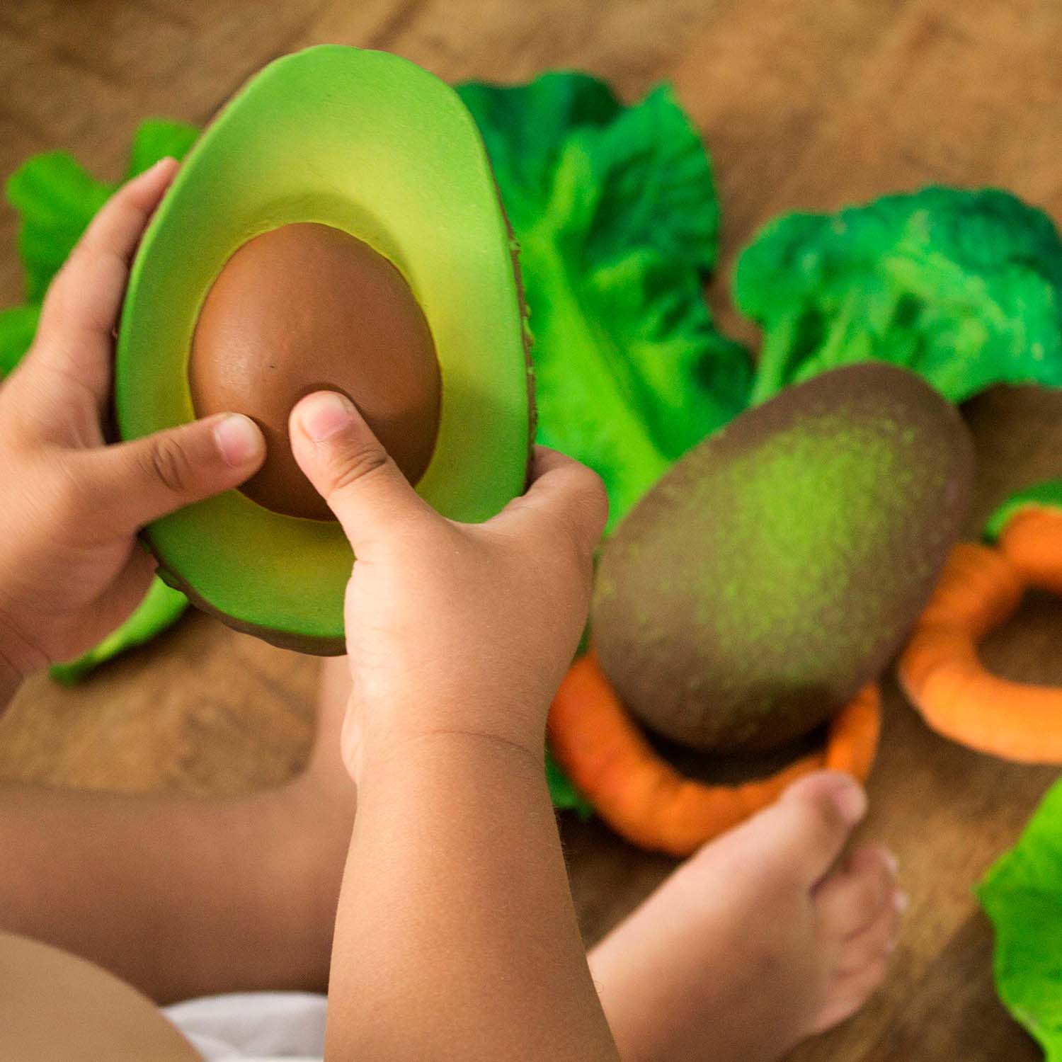 Arnold the Avocado Baby Teether - Oli&Carol