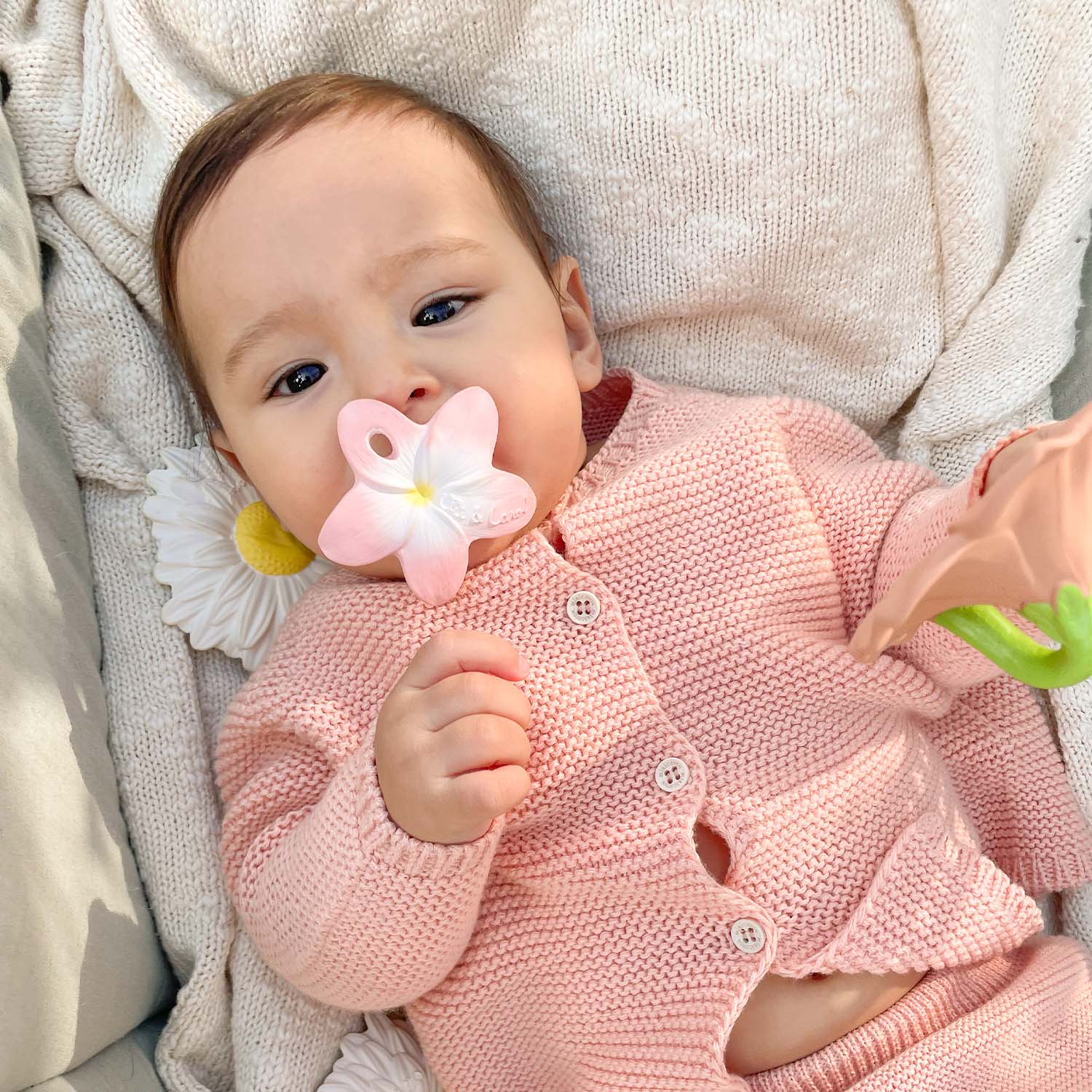 Bella the Flower Mini Baby Teether - Oli&Carol