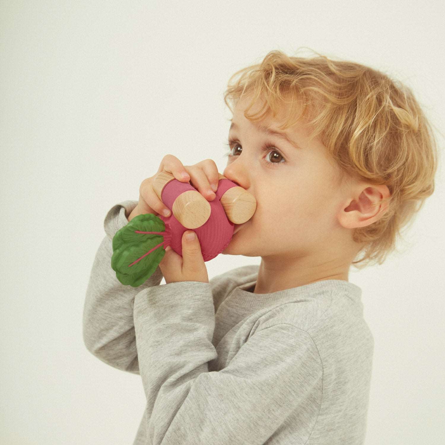 Betty The Beetroot Baby Car Toy - Oli&Carol