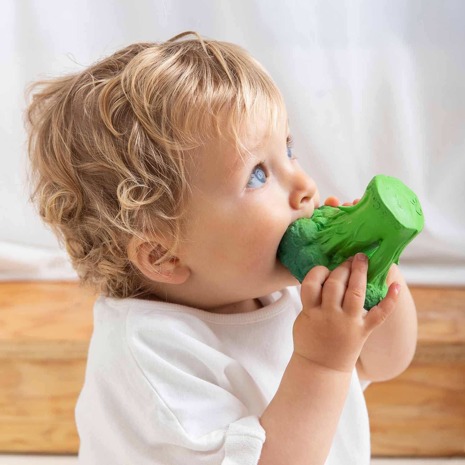 Brucy the Broccoli Baby Teether - Oli&Carol