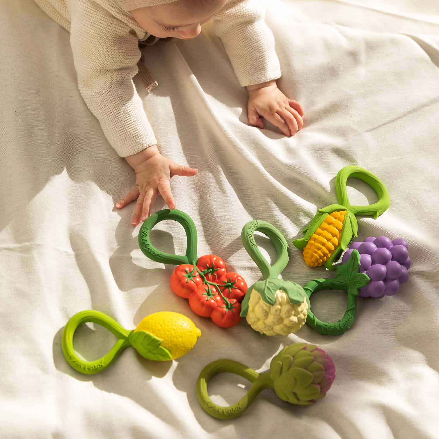 Tomato Rattle Toy - Oli&Carol