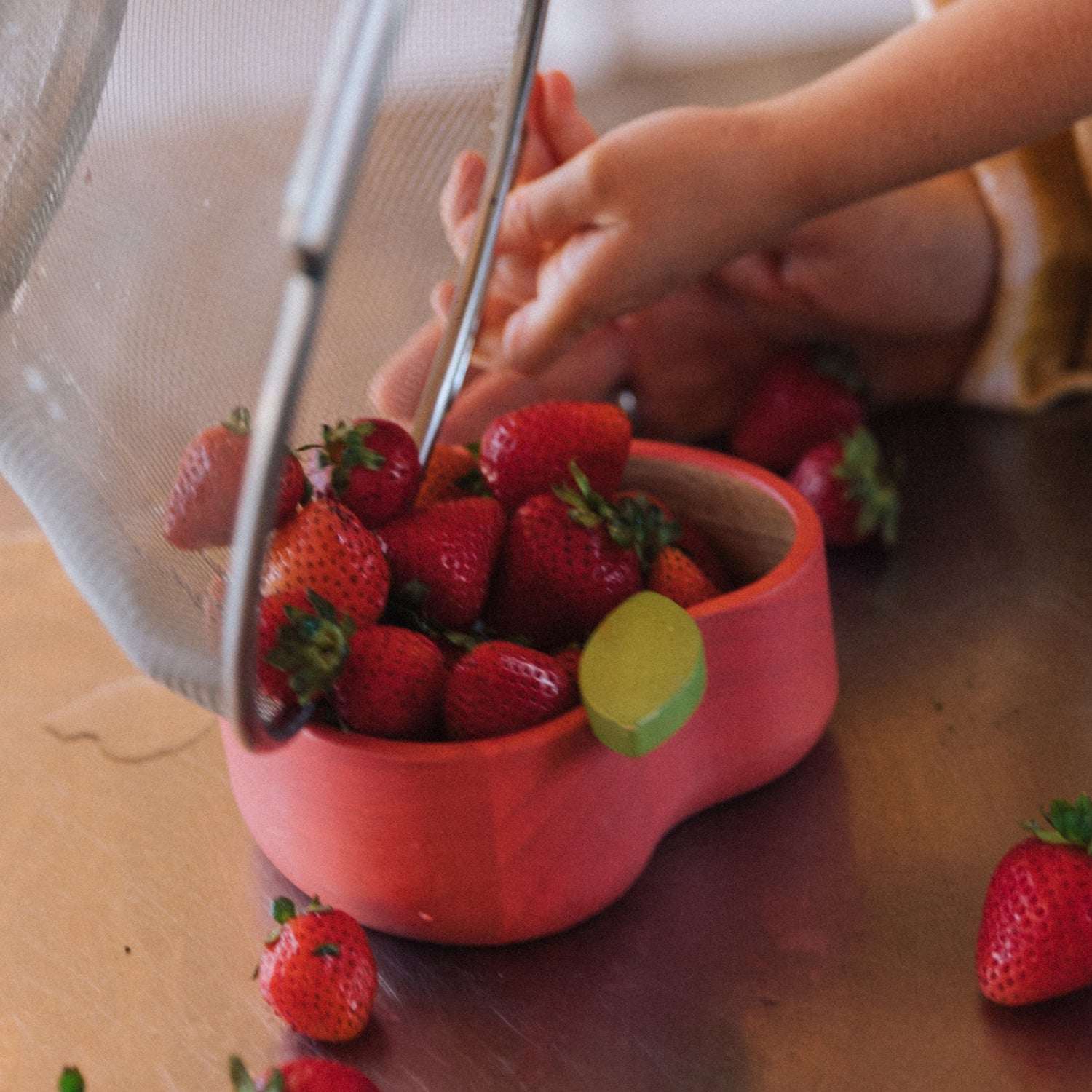 Pepa The Apple Bowl & Spoon Set - Oli&Carol