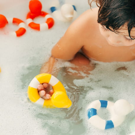 BATH TOYS