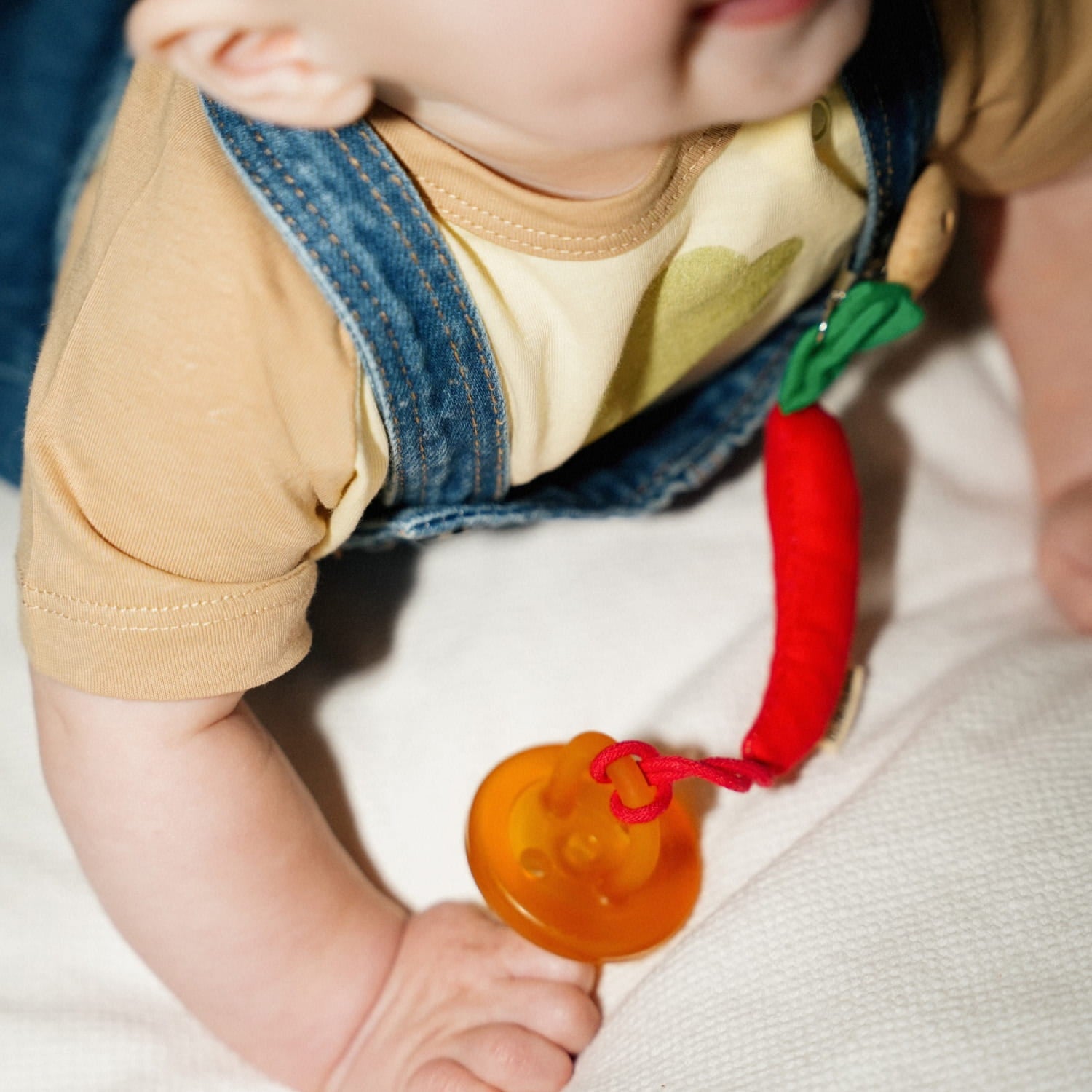 Hot & Crunchy Pacifier Clips Set – Oli&Carol