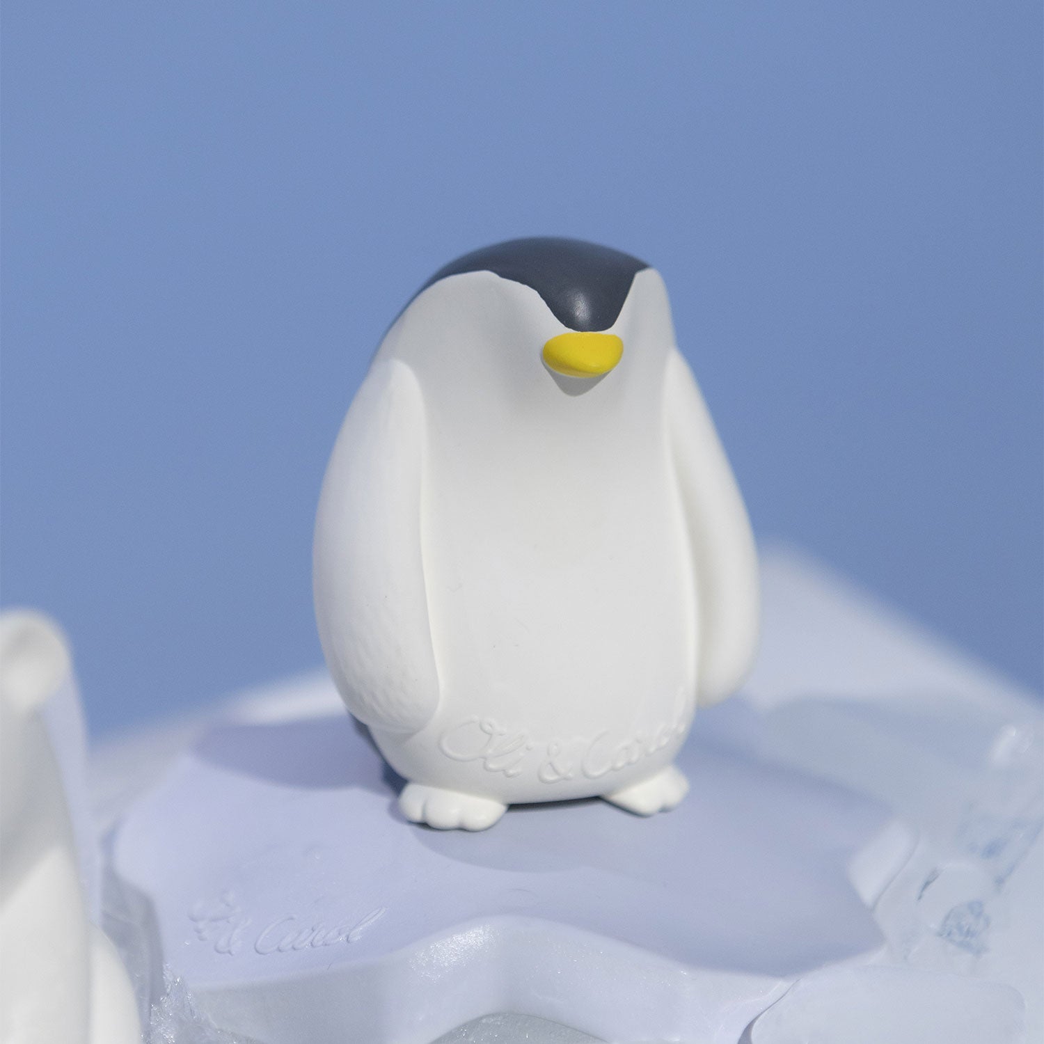 Penguin Bath Toy - Oli&Carol