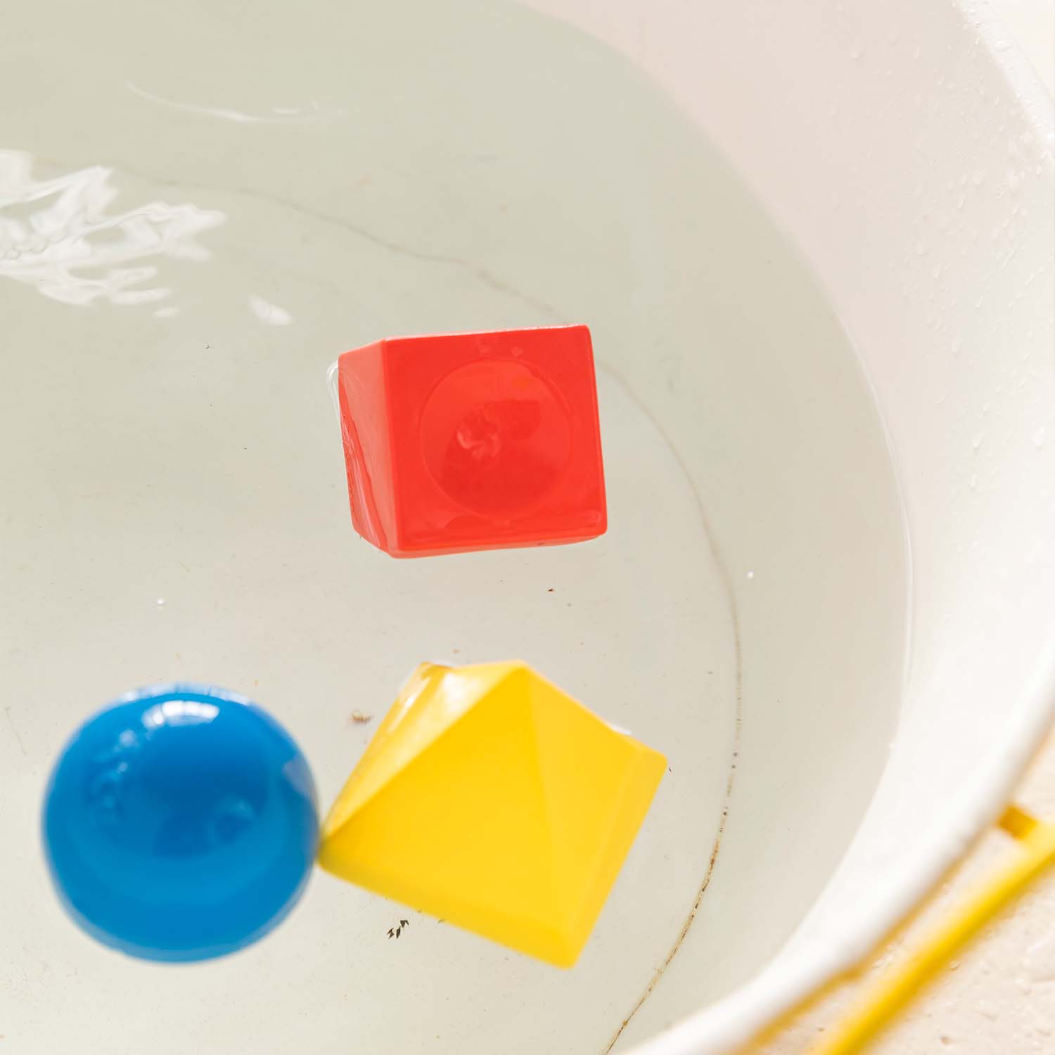 Floating Blocks Basic Colors Baby Teether - Oli&Carol