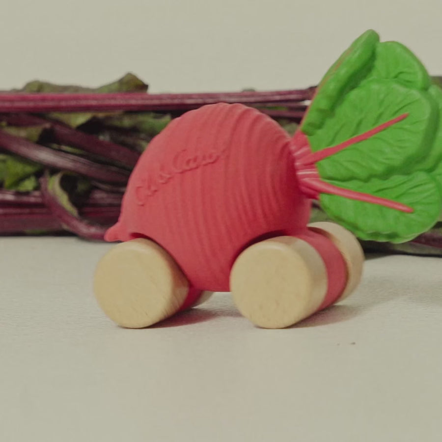 Betty The Beetroot Baby Car Toy – Oli&Carol